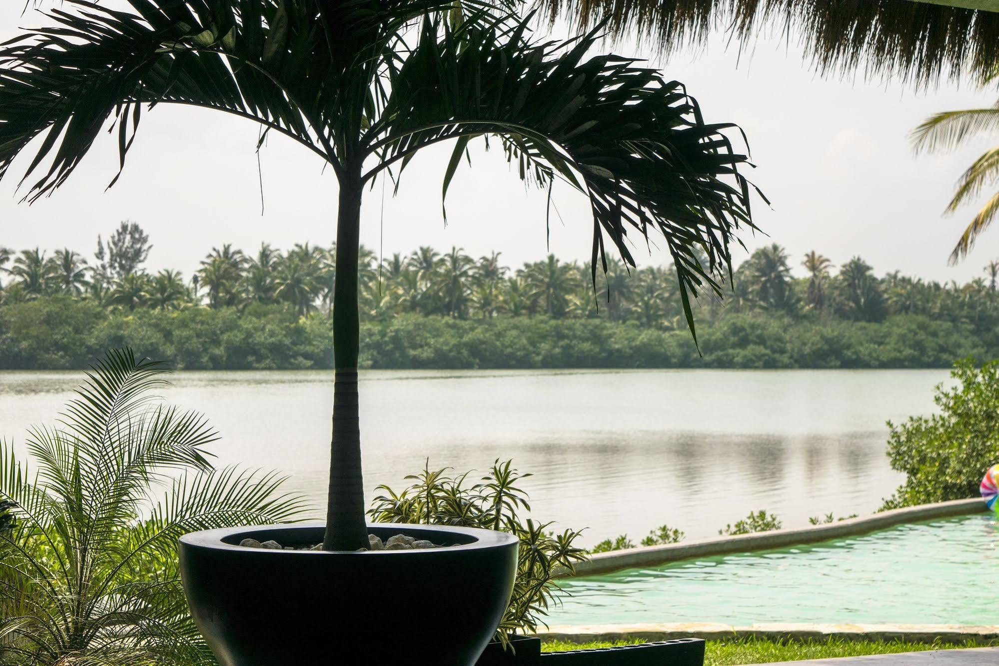 ホテル Isla Tajin Tuxpan  エクステリア 写真